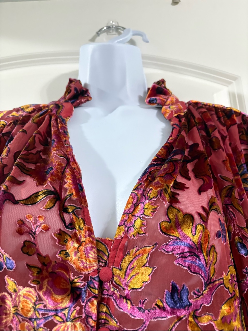 Anthropologie Estela Floral Burnout Velvet Blouse Burgundy Medium NWOT - Picture 2 of 9